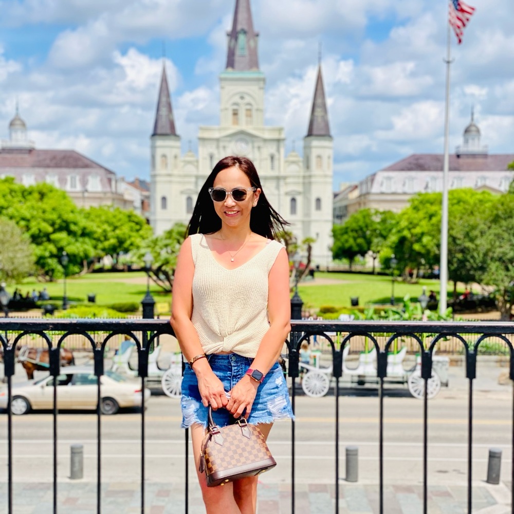 Meet your Posher, Jennifer